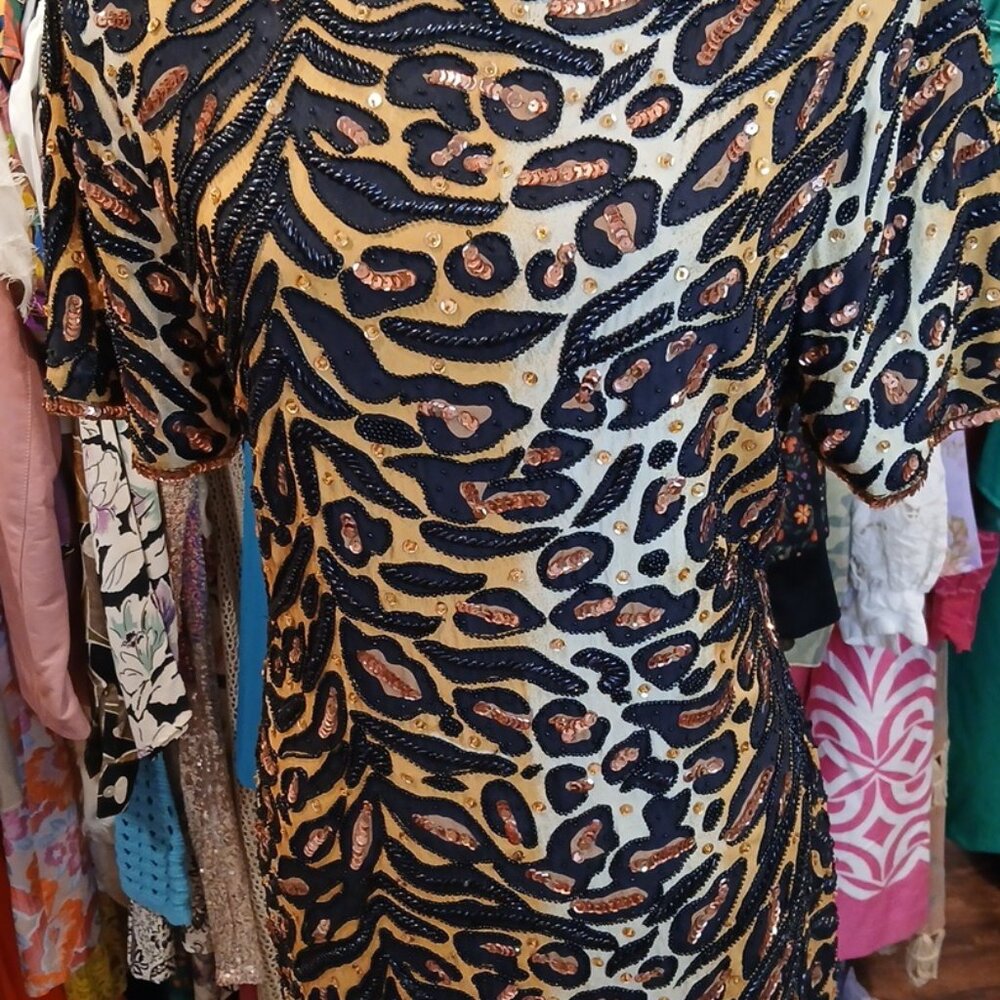 Print vintage sequins dress